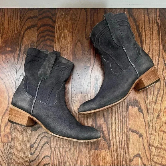 I.N.K. Made in Italy Black Leather Pull On Chelsea Booties Boots 39 Sz US 8-9 - Picture 11 of 16